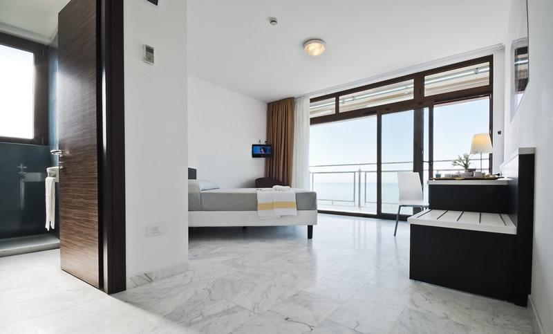 Hotel Rondine Marinella di Sarzana Zewnętrze zdjęcie